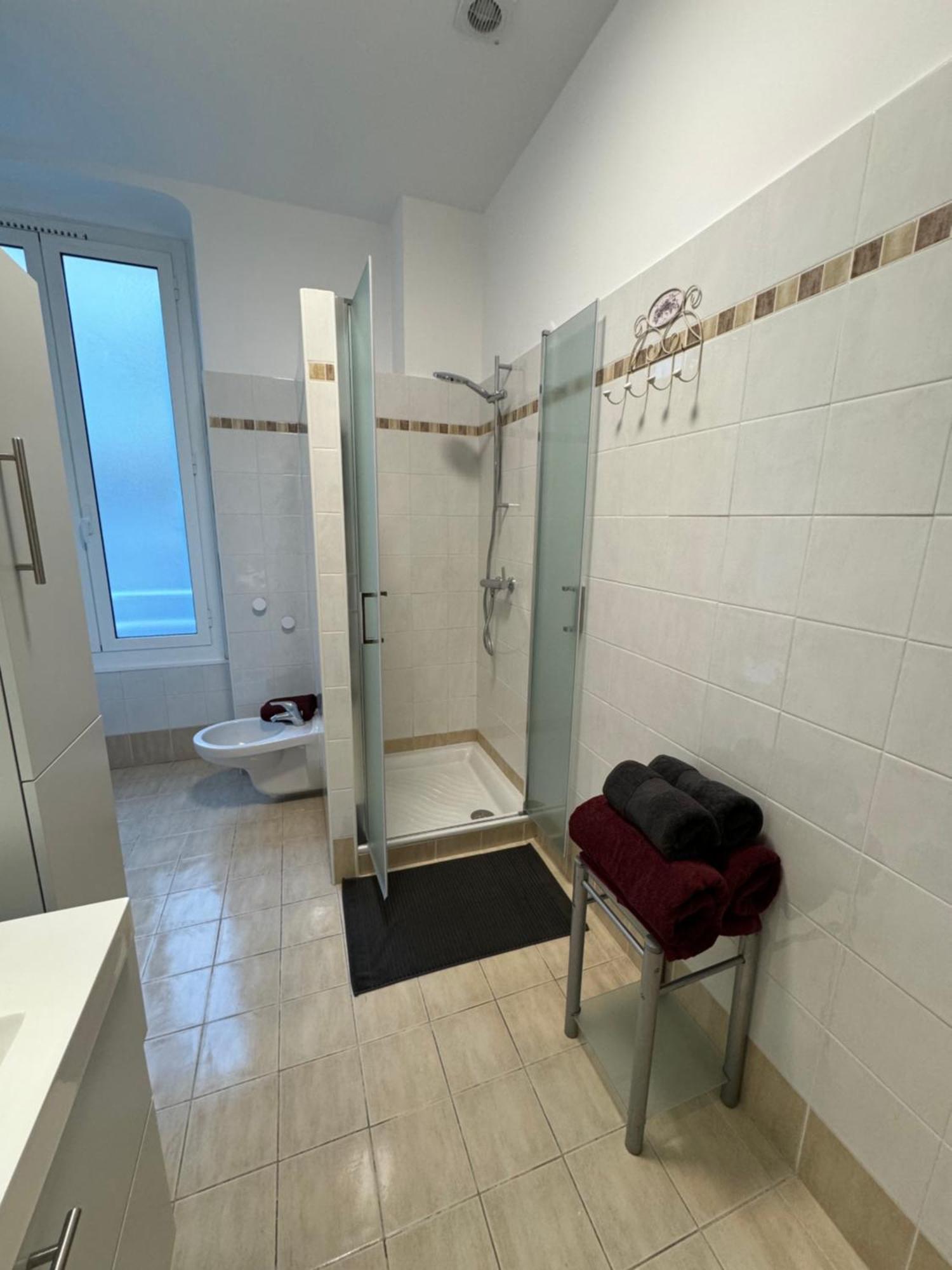 Prato Home - Apartment Near The Beach In ม็องตง ภายนอก รูปภาพ